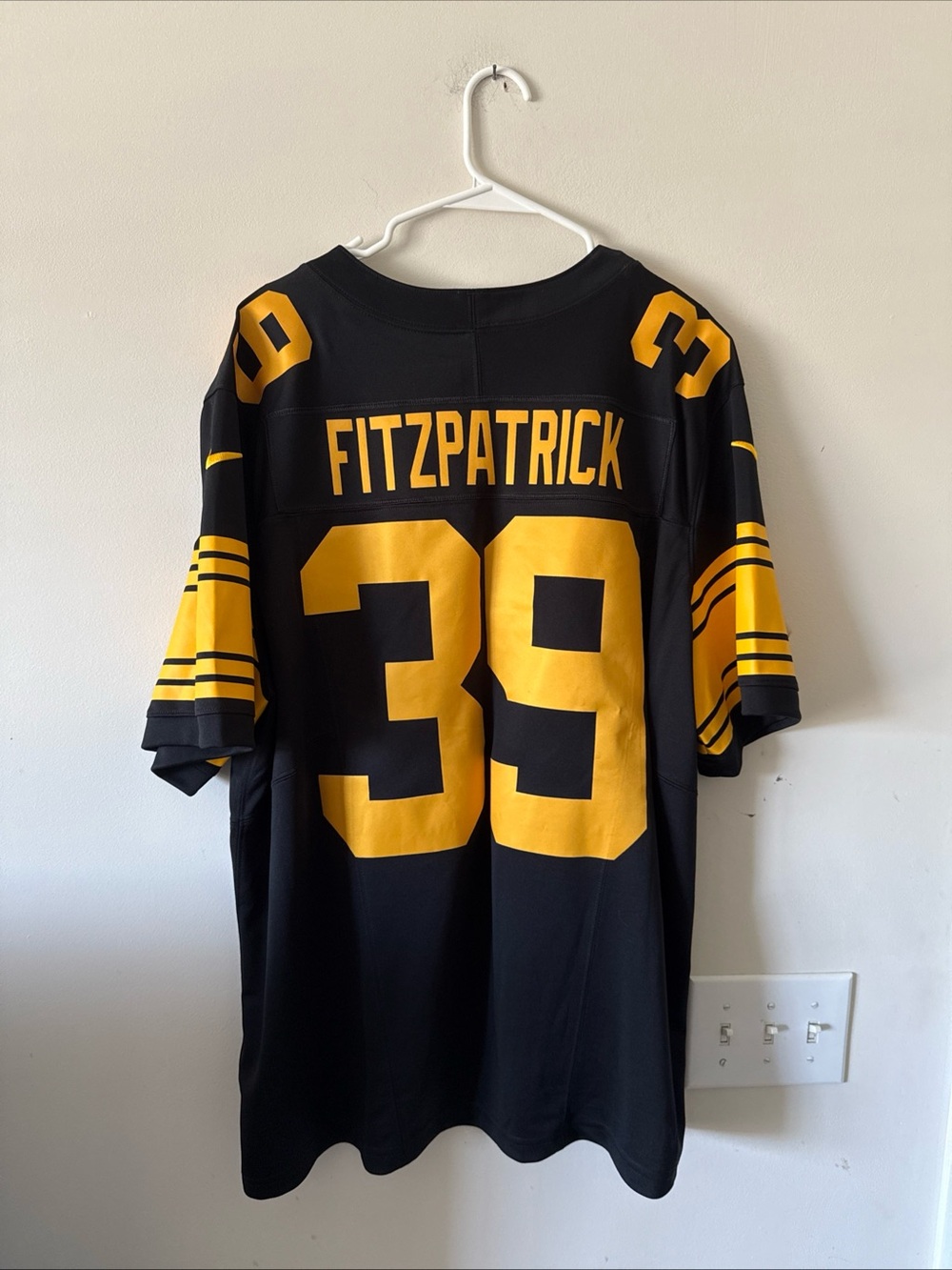Men’s Nike MINKAH FITZPATRICK #39 STEELERS Color Rush Vapor Lmtd JERSEY Sz 2XL - Picture 7 of 7